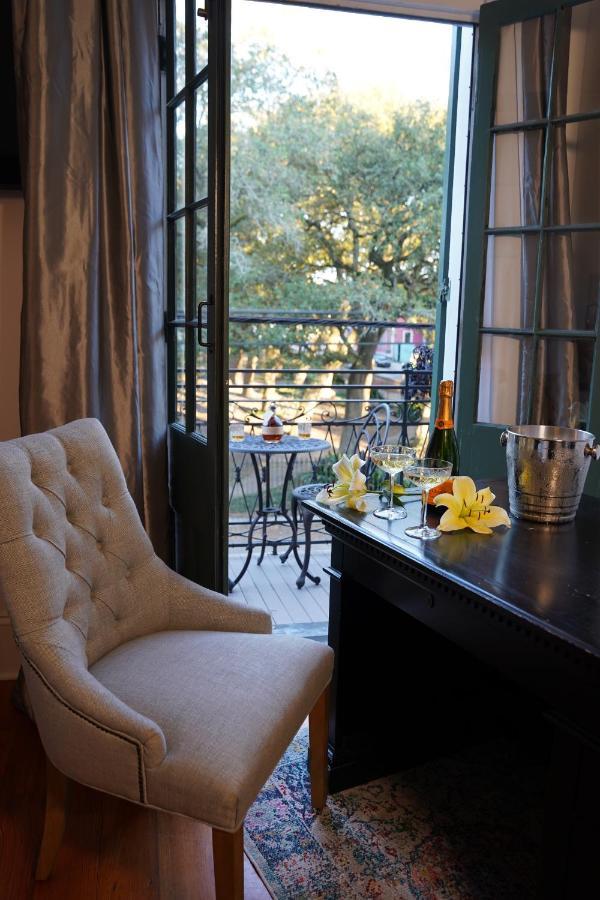 Royal Frenchmen Hotel And Bar นิวออร์ลีนส์ ภายนอก รูปภาพ