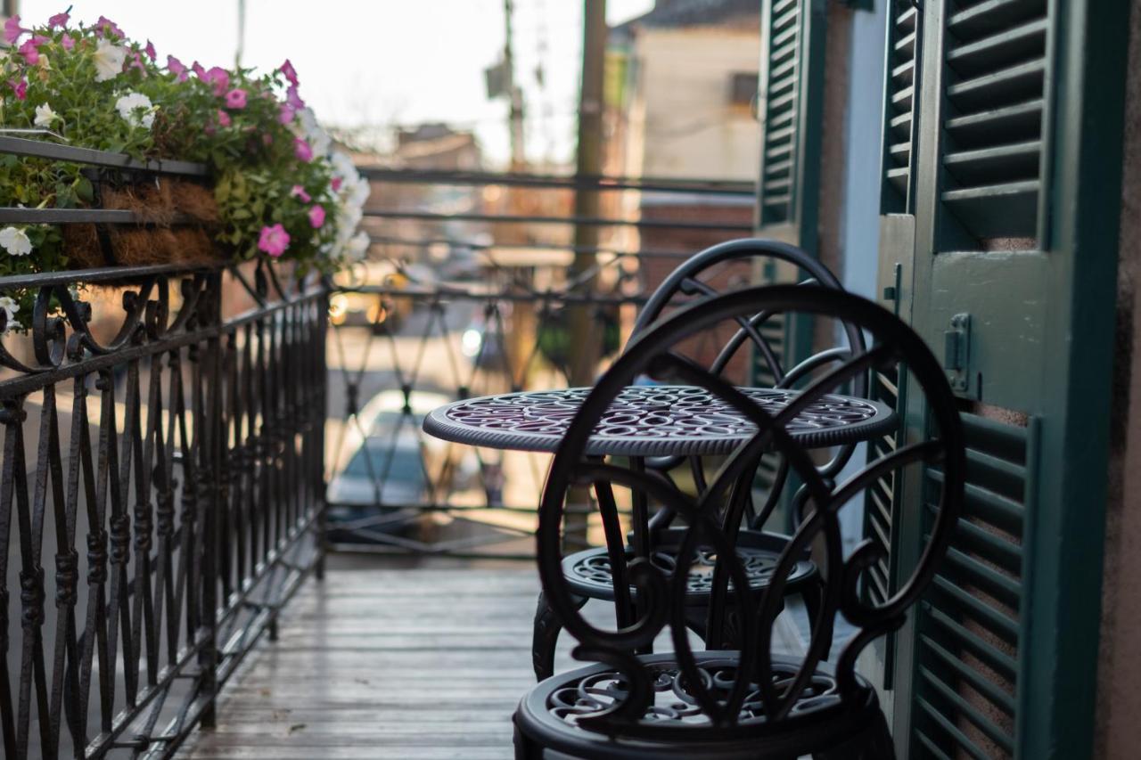 Royal Frenchmen Hotel And Bar นิวออร์ลีนส์ ภายนอก รูปภาพ