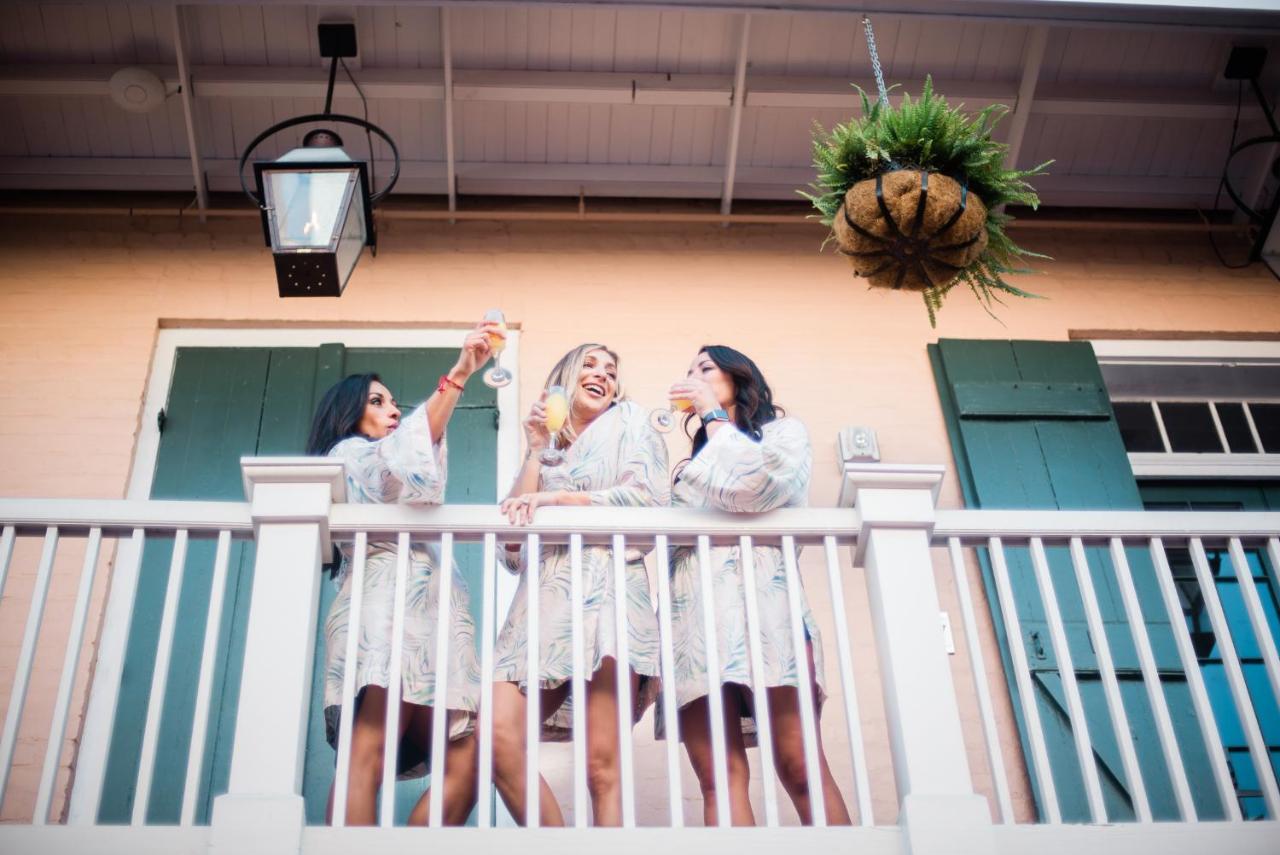 Royal Frenchmen Hotel And Bar นิวออร์ลีนส์ ภายนอก รูปภาพ